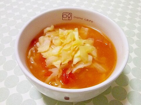 カレー風味☆トマトきゃべつみそ汁☆